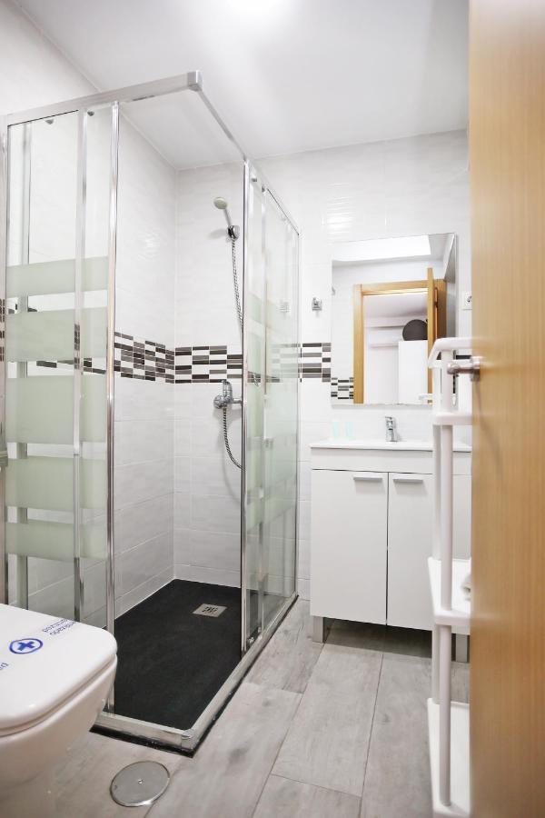 Apartament Holidays2Malaga Goya - Zona Huelin & 500 Mts De La Playa Zewnętrze zdjęcie