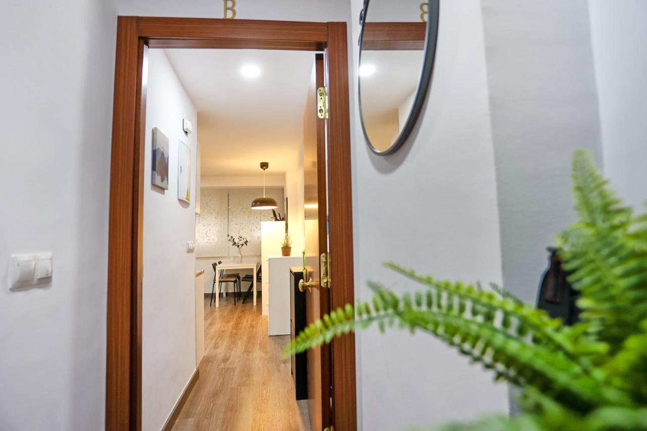 Apartament Holidays2Malaga Goya - Zona Huelin & 500 Mts De La Playa Zewnętrze zdjęcie